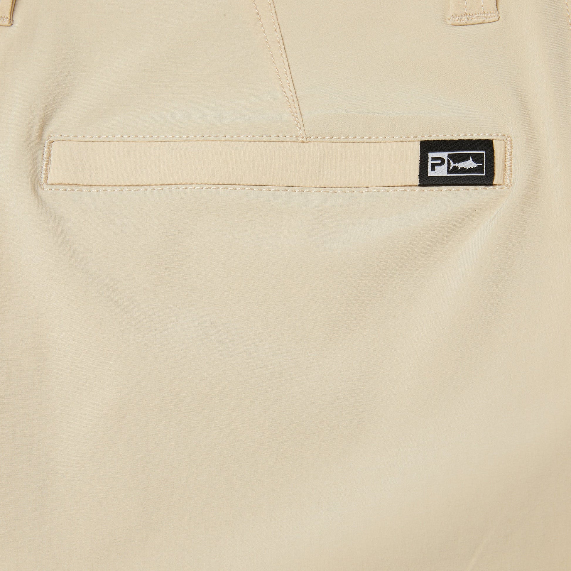 Pelagic Hybrid Shorts 20" - Mako