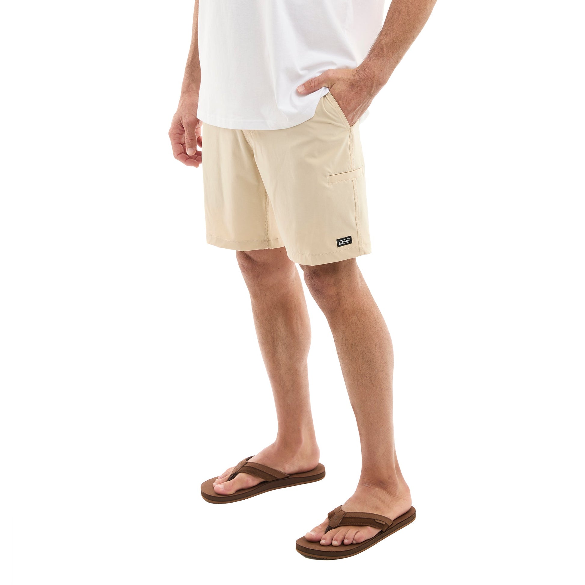 Pelagic Hybrid Shorts 18" - Mako