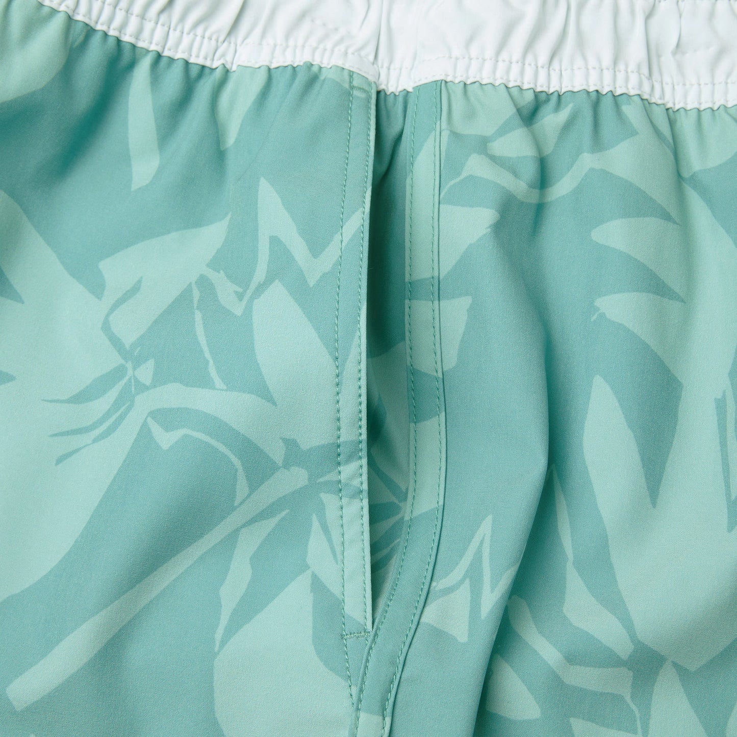 Pelagic Elastic Waist Shorts 18" - Downswell