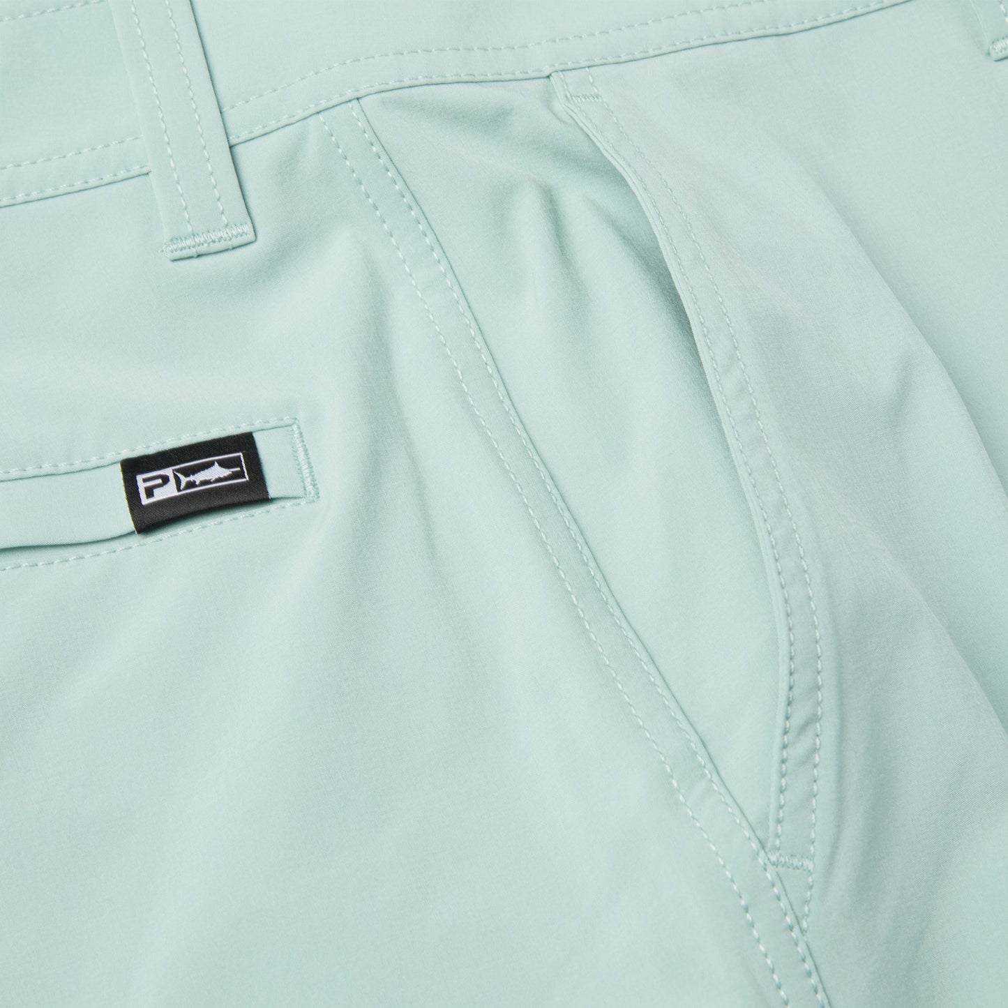 Pelagic Hybrid Shorts 18" - Mako