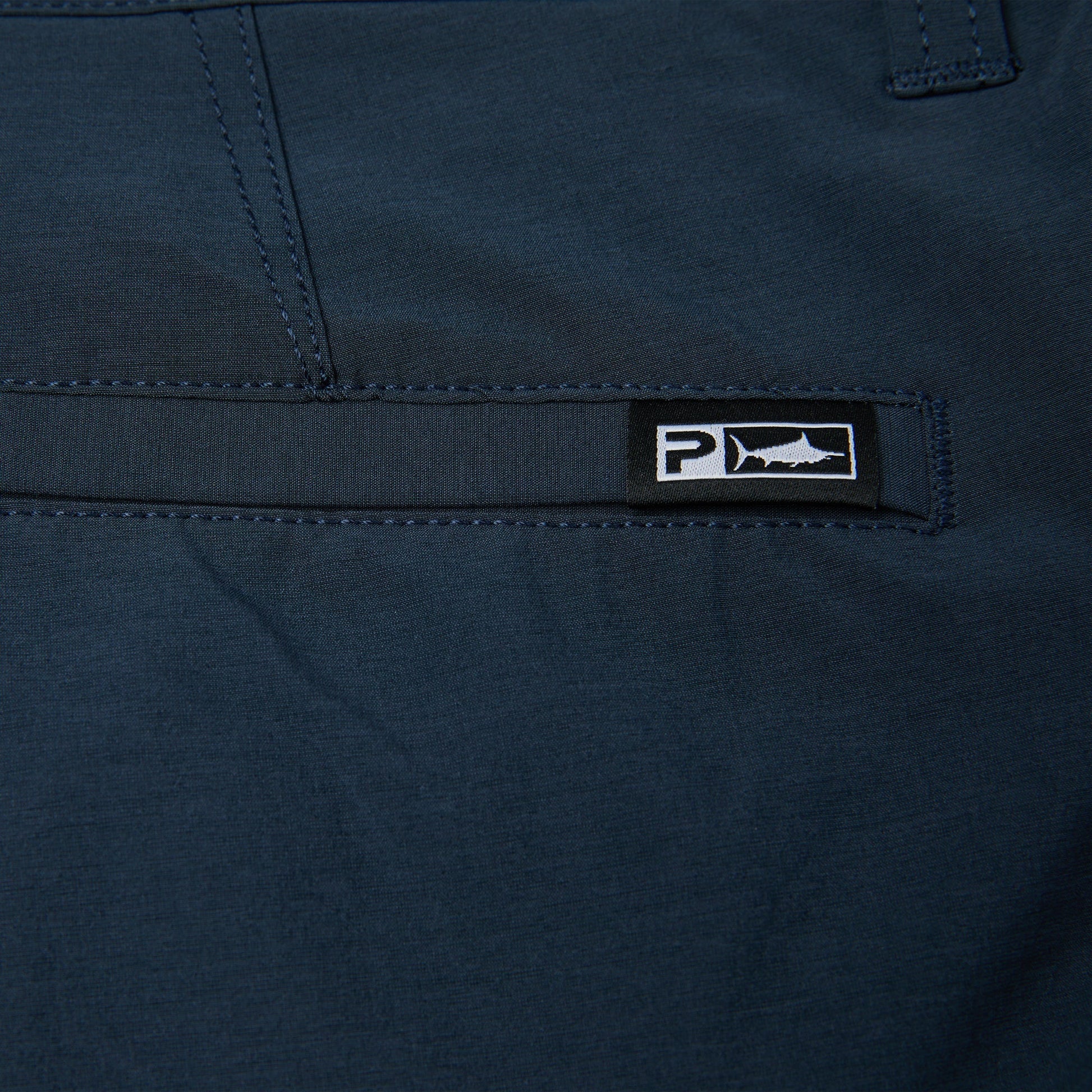 Pelagic Hybrid Shorts 18" - Mako