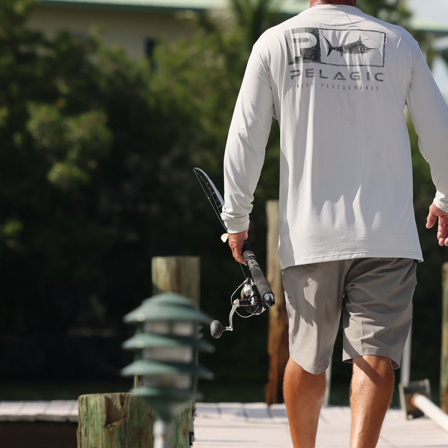 Pelagic Hybrid Shorts 20" - Mako